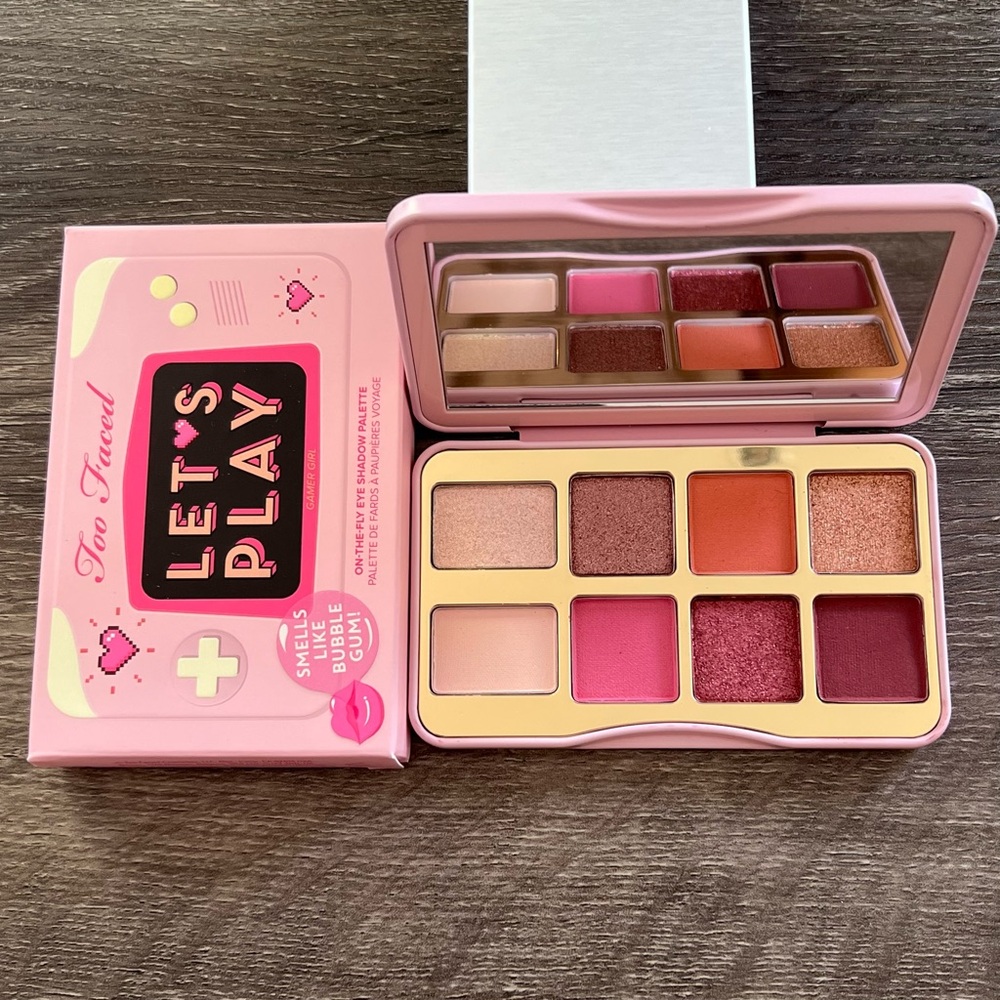 Too Faced Let’s Play On the Fly Eye Shadow Palette